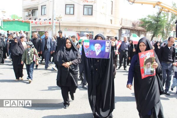 حضور دانش‌آموزان آموزشگاه نوریه در راهپیمایی روز قدس