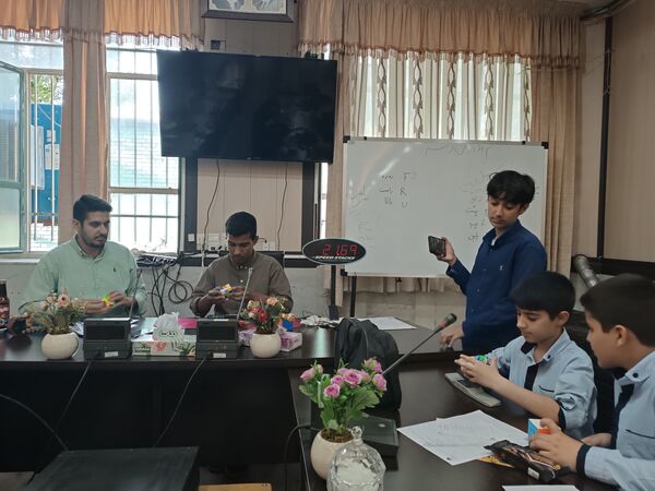 دوره توانمندسازی راه‌یافتگان ناحیه 3 شیراز به المپیاد رویش استانی