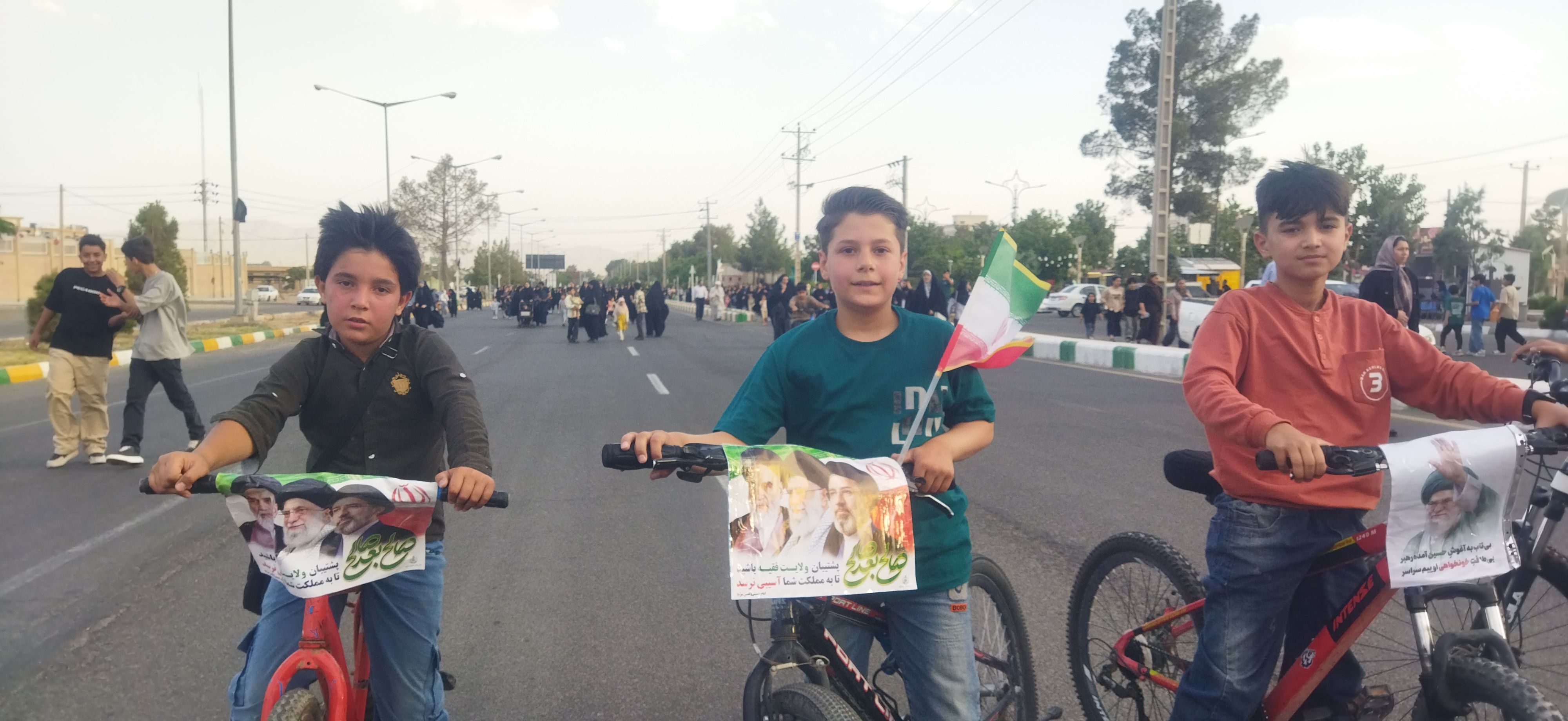 دوچرخه هایی در راه میهن