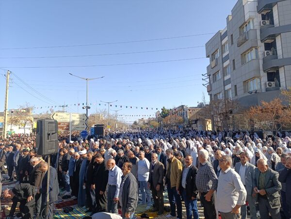 شکوه بندگی در قاب پانا 