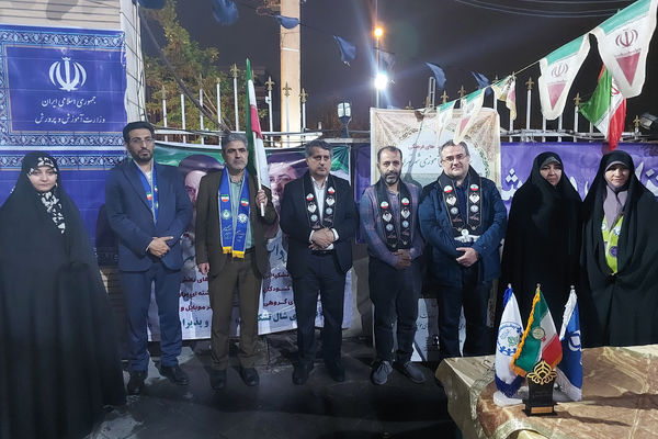 حضور معاون پرورشی شهر تهران در موکب سازمان دانش‌آموزی شهر تهران 