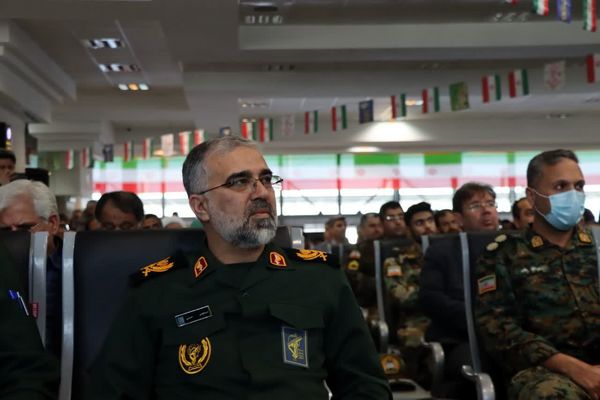 جشن مردمی استقبال نمادین ورود امام