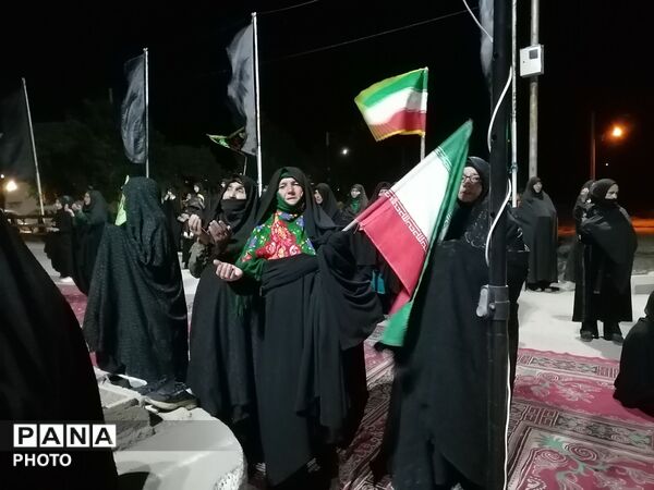 حضور خودجوش  مردم شهر بار در سومین شب ماه محرم  در حسینیه شهدای شهر بار 