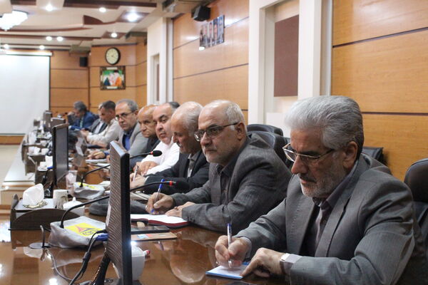 نشست خبری رئیس دانشگاه آزاد اسلامی یزد با اصحاب رسانه