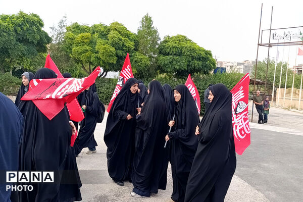 اعزام دانش‌آموزان و دانشجویان بجنوردی به مشهد برای حضور در آیین تشییع پیکر رهبر شهید
