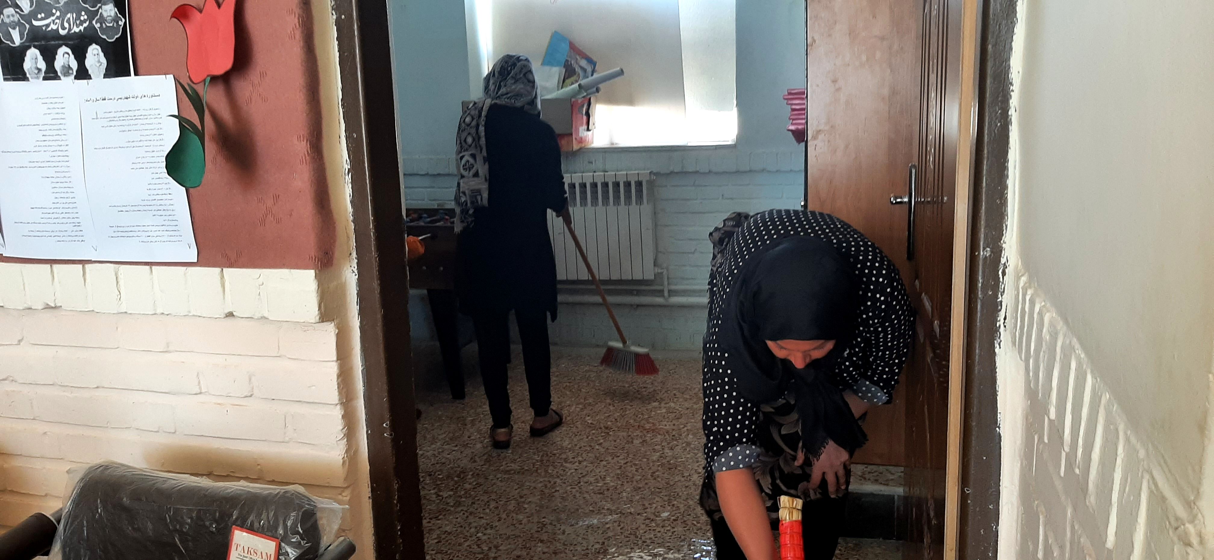 آماده‌سازی مدرسه شهید معتمدی روستای گزکوه برای بازگشایی مدارس