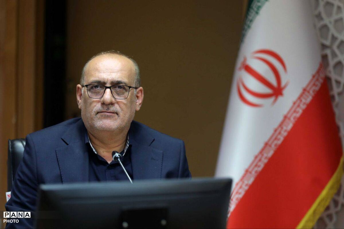 بررسی آخرین وضعیت مدارس خارج از کشور در شرایط جنگی با حضور وزیر آموزش‌وپرورش