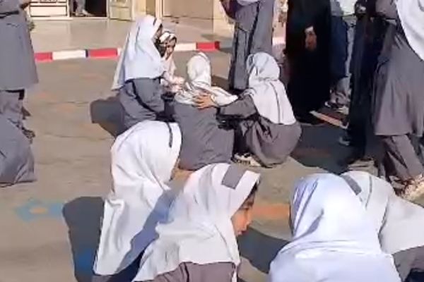 مانور زلزله در دبستان حضرت رقیه(س) روستای صرم