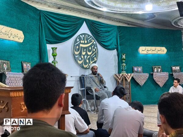 جشن میلاد امام حسن عسکری در مسجد فدایان شاهزاده قاسم 