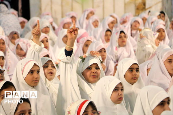 جشن تکلیف دختران؛ گامی معنوی در مسیر آرمان‌های تربیتی