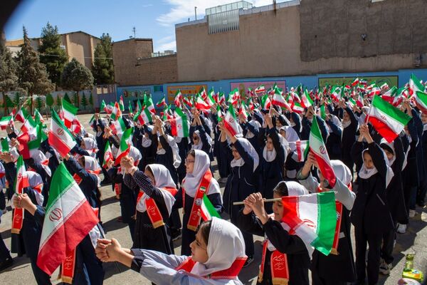 برگزاری همایش یاوران انقلاب، پیشتازان مقاومت در شهرستان محلات