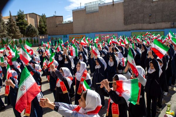 برگزاری همایش یاوران انقلاب، پیشتازان مقاومت در شهرستان محلات