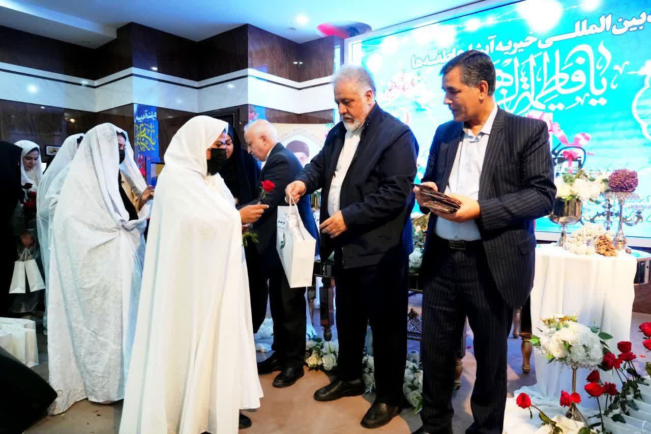 ۱۱۰ سری جهیزیه به همت آبشار عاطفه‌ها به زوج‌های جوان اهدا شد