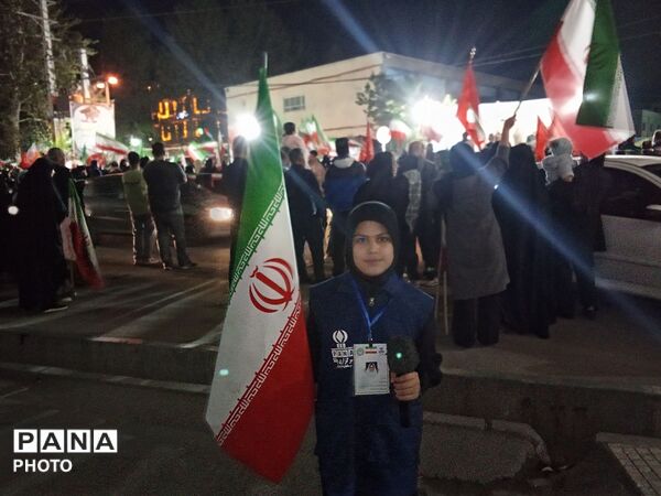 مردم دلتنگ رهبر امت اسلام، حضرت آیت الله خامنه‌ای
