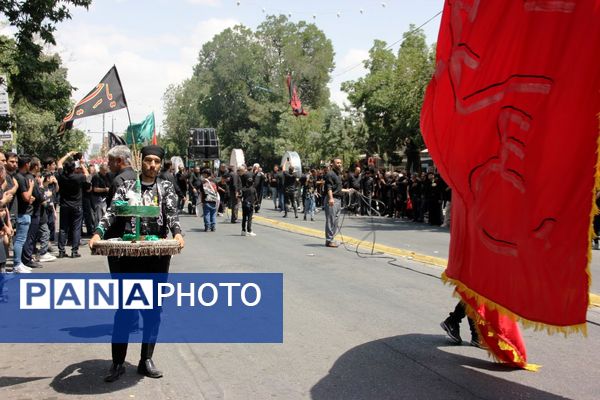 عزاداری مردم سلماس در سومین روز شهادت امام حسین (ع)