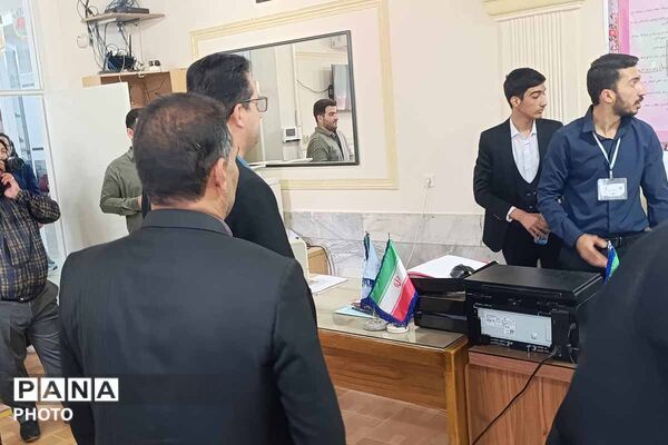 نمایش توانمندی دانش‌آموزان در جشنواره نوجوان خوارزمی/2