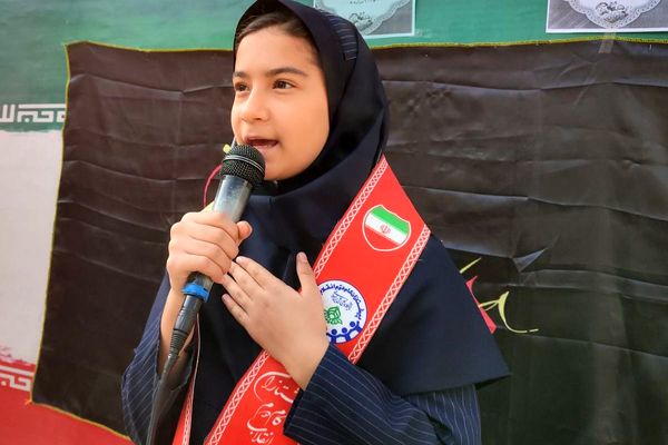 شور وشوق دانش‌آموزان در برنامه صبحگاهی مدرسه مریم بهارستان دو
