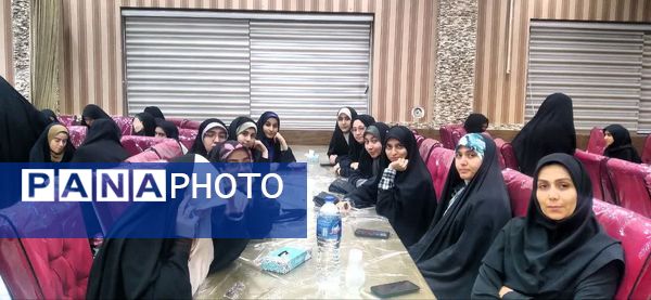 اعزام دانش‌آموزان دختر اصفهانی به حج عمره مفرده