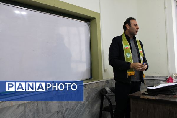 دوره توانمند سازی خبرنگاران پانا در دبیرستان رضوان