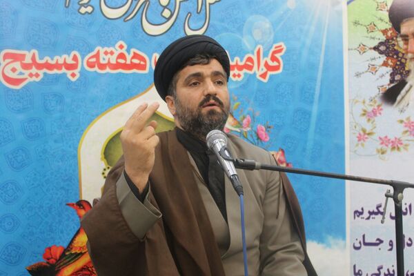 محفل انس با قرآن کریم در گلوگاه 