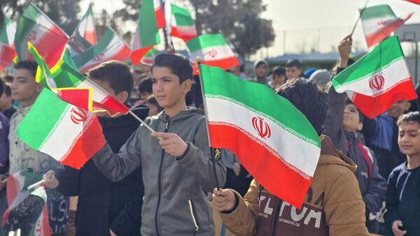 به صدا درآمدن زنگ انقلاب در مدرسه 22 بهمن شهرستان نظرآباد