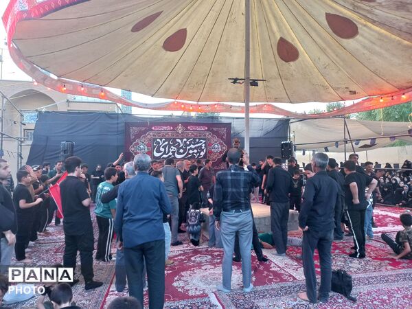 پیاده روی جاماندگان اربعین حسینی در ملایر