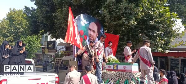 وداع باشکوه مردم با پیکر شهید «علی‌اصغر نورانی»