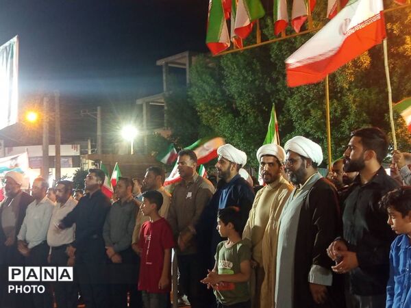 اجلاس سراسری نماز و تجلیل از دانش‌آموزان فعال در حاجی‌آباد
