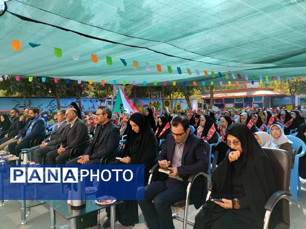 زنگ روز دانش آموز و تسخیر لانه جاسوسی دشمن در دبستان دخترانه شاهد شهید ناصری 
