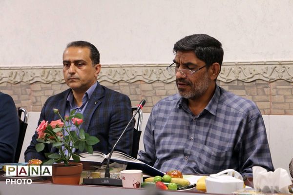 آیین تقدیر وتجلیل از ۱۸ معلم نمونه در شهرستان قرچک 