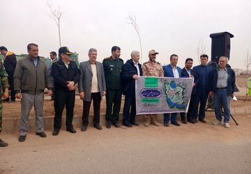 مراسم روز درختکاری در تاکستان