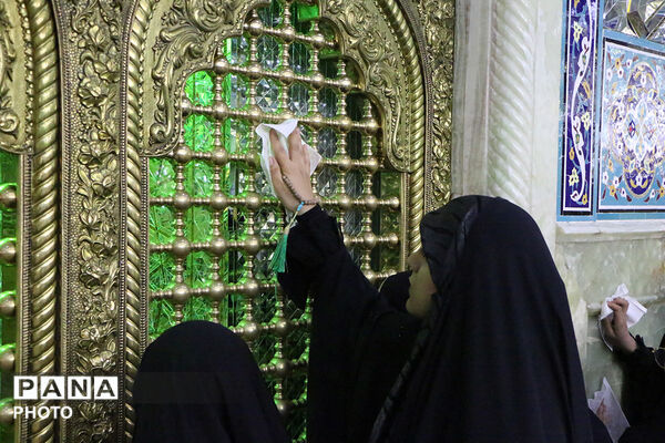 جشن ازدواج طلبگی ۲۰۰ زوج در حرم حضرت معصومه(س)