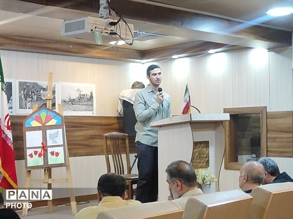 تجلیل از نویسندگان دهه هشتادی و نودی حوزه دفاع مقدس