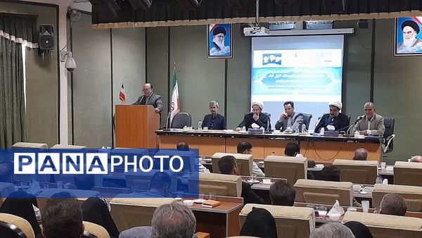 جلسه شورای اداری در شهرستان خلیل آباد