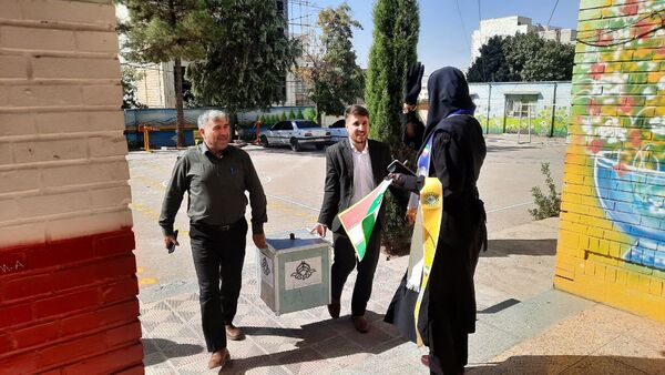 نواخته شدن زنگ «شور عاطفه‌ها» در مدارس کهگیلویه‌ و‌ بویراحمد