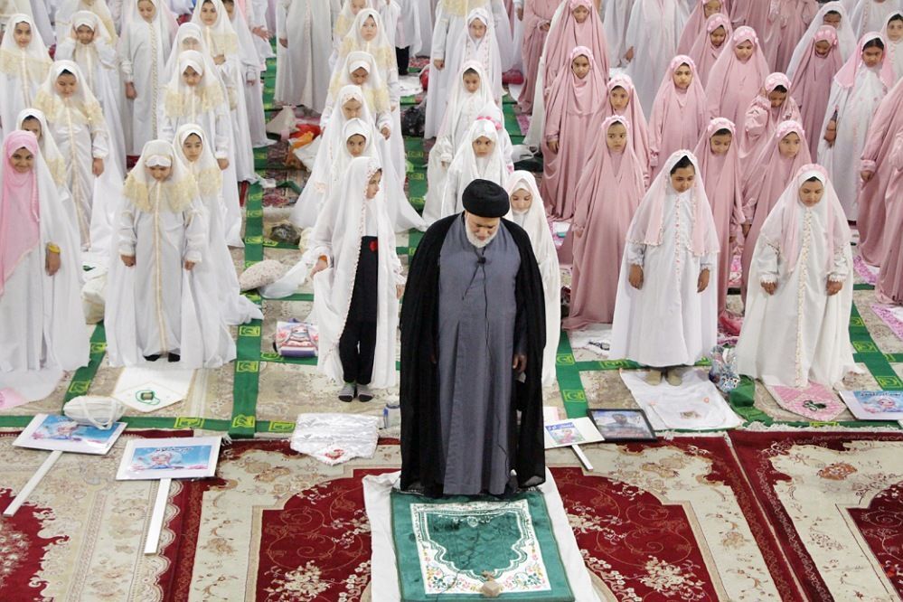 جشن تکلیف ۱۰۰۰ دانش‌آموز دختر در بهارستان ۲