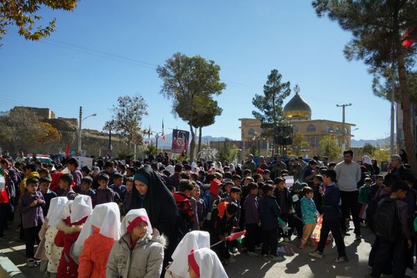 راهپیمایی با شکوه ۱۳ آبان ماه در شهرستان آباده