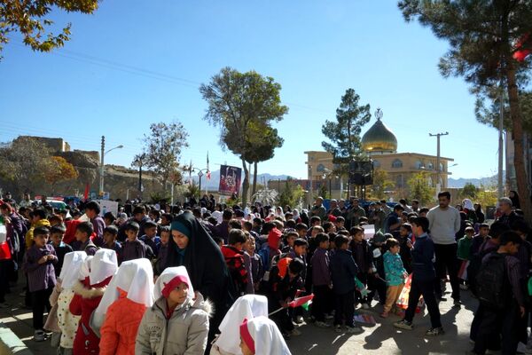 راهپیمایی با شکوه ۱۳ آبان ماه در شهرستان آباده
