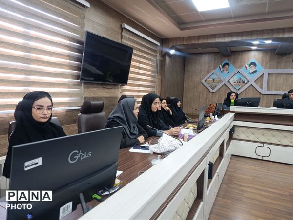 روایت تصویری از نشست گرامیداشت روز جهانی سوادآموزی در زنجان