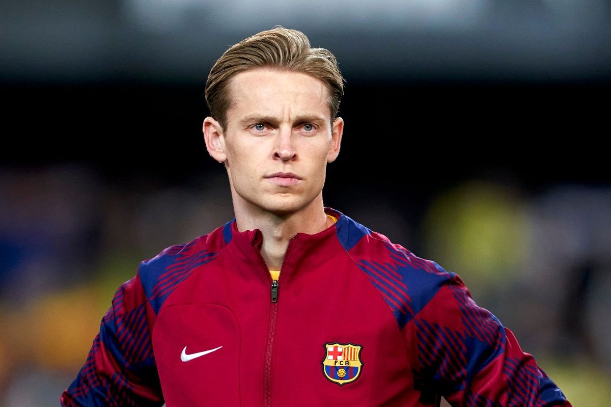 فرنکی دی‌یونگ در اردوگاه آبی‌اناری‌ها ماندنی شد