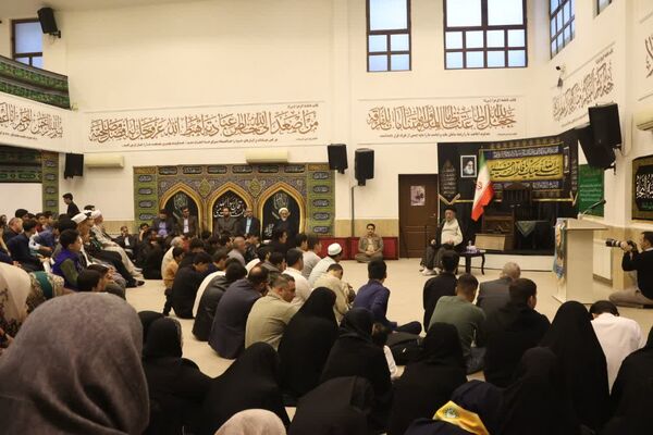بدرقه معنوی ۷۰ پیشتاز گلستان به حج عمره در بیت‌الزهرا آیت‌الله نورمفیدی