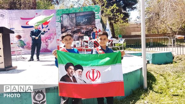 پاسداشت چهلم شهدای دانش‌آموز و رهبر شهید در کانون فرهنگی سلمان 