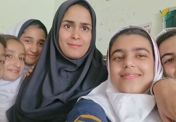 جشن روز معلم در دبستان مهرعلی نادیپور برگزار شد