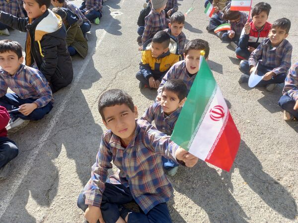 مراسم گرامیداشت یوم الله نهم دی ماه در دبستان نشاط قهریجان 