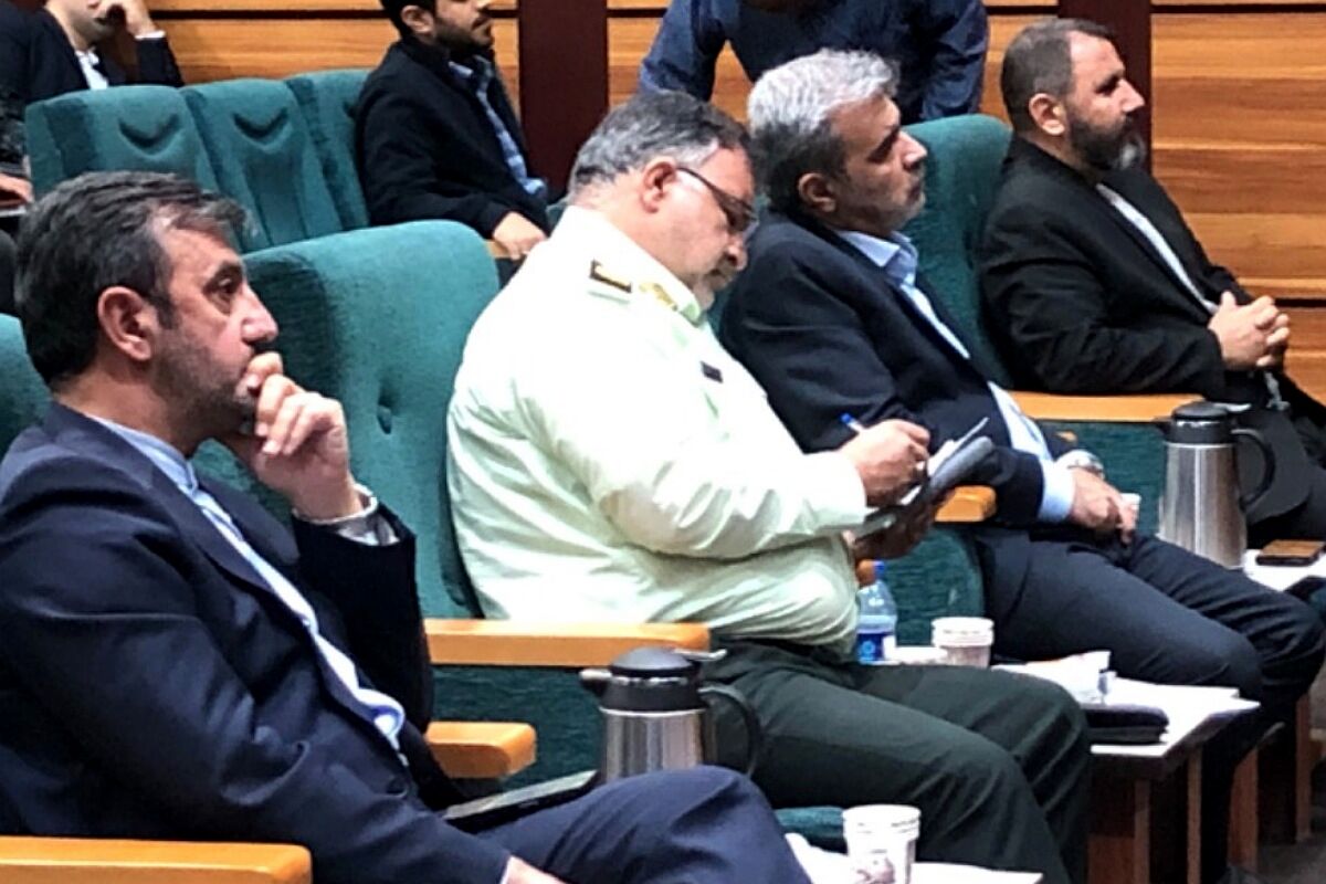 برگزاری جلسه آموزشی پژوهشی کمیسیون اقوام و فرق و مذاهب در سالن فدک ناحیه 2 شهرری 