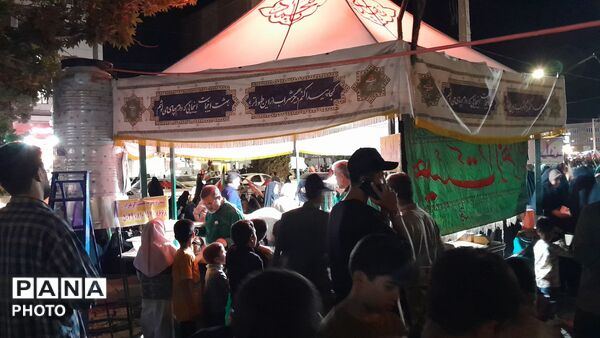 چایخانه هیئت فاطمه الزهرا در اجتماعات مردمی 