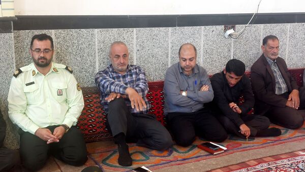 برگزاری میز خدمت به‌مناسبت هفته دولت در بلده