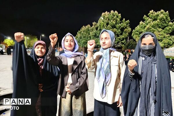 دیشموکی‌ها همچنان پای کار انقلاب