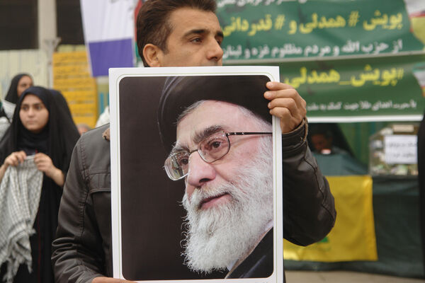 جلوه‌های حضور دانش‌آموزان در راهپیمایی 13 آبان