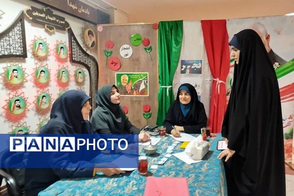 چهل و چهارمین دوره مسابقات قرآن، عترت و نماز: درخشش دانش‌آموزان در دبیرستان شاهد الغدیر